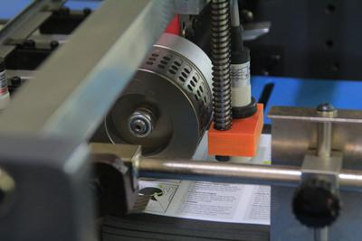 เครื่องพับกระดาษ PRY-660T พร้อมมีดอิสระ 3