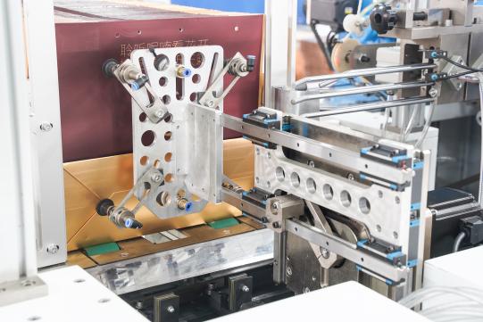 เครื่องใส่เชือกกระเป๋ากระดาษ PRY-450A 4